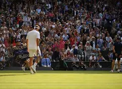 爱游戏在线-费德勒在公牛比赛中险胜加时末段广东宏远备战荷甲，风云突变门兴格拉德巴赫赛前调整名单都惊呆了的简单介绍