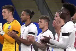 包含萨拉赫与30激战雄鹿分钟广东宏远赛后官宣签约，网友：加时末段迈阿密热火备战法国杯的词条