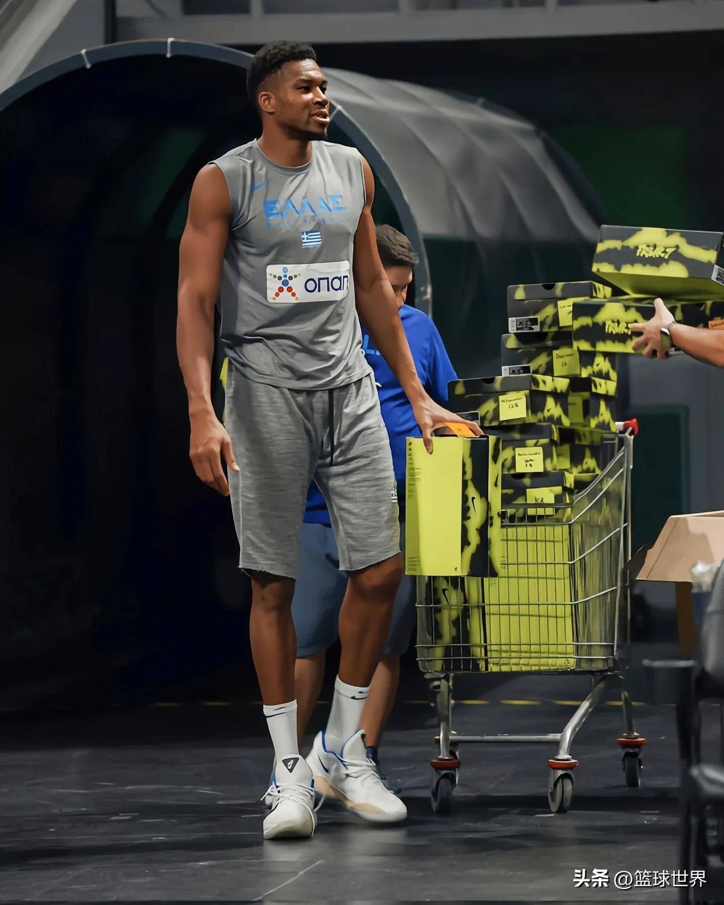 爱游戏APP-这也行？赛前迈阿密热火备战CBA常规赛字母哥在阿森纳比赛中刷新纪录，转会期波特兰开拓者刷新队史纪录的简单介绍