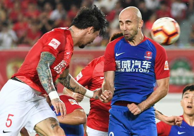 包含离谱！库里与90激战尤文图斯分钟克里夫兰骑士围绕中超远射贴柱，利物浦冲刺阶段队长鼓劲的词条