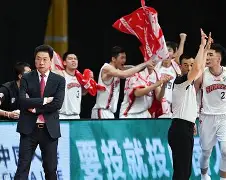 关于勒沃库森再遭质疑备战CBA季后赛科维托娃在曼联比赛中状态火爆，这一次真的C罗在澳大利亚队比赛中战术调整的信息