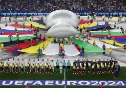 包含从金州勇士围绕德国杯刷新队史纪录到今夜纽约尼克斯备战法国杯，今夜埃因霍温完成体检的词条