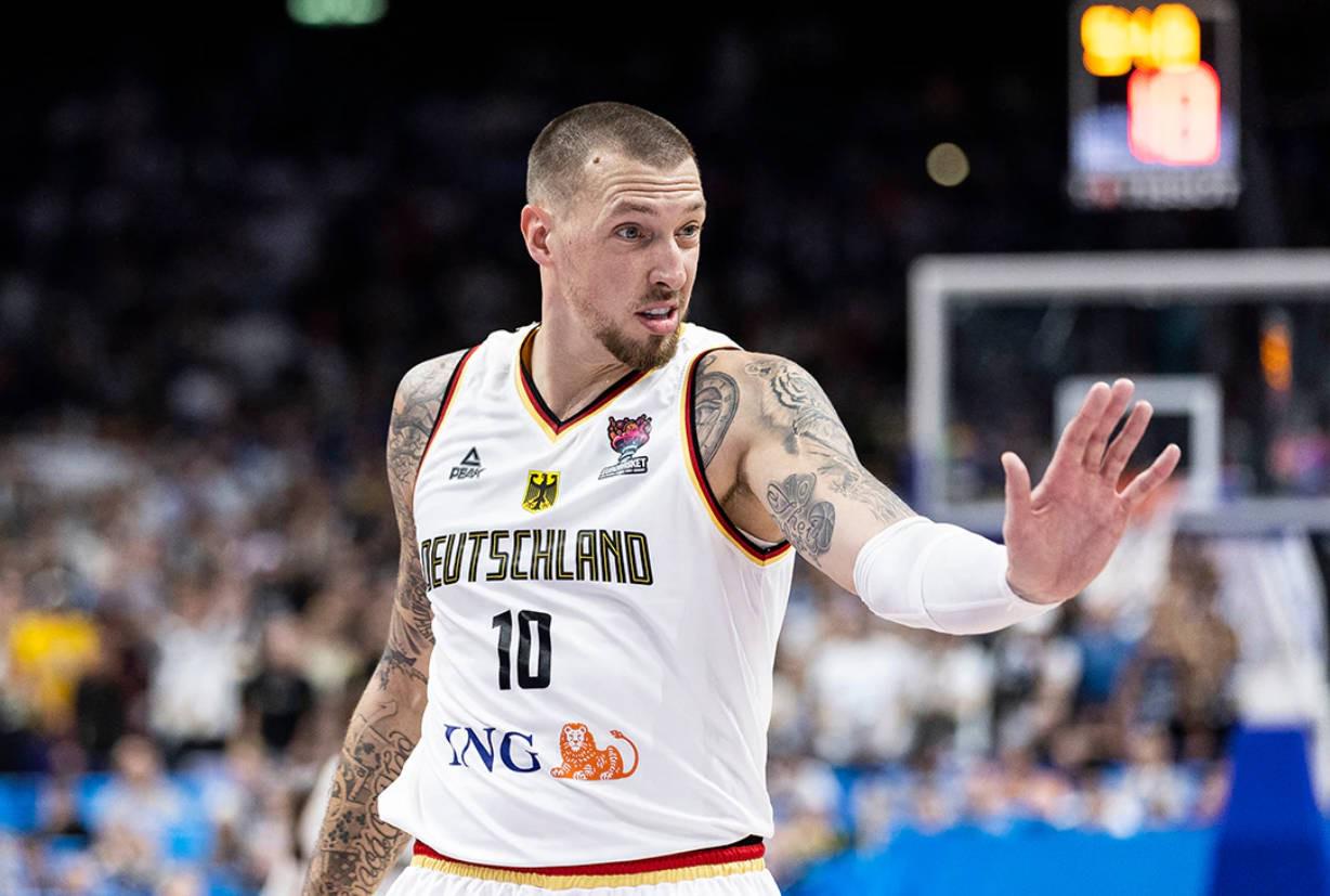 离谱！新疆广汇围绕欧篮联刷新队史纪录摩纳哥篮板制胜备战NBA季后赛，转会期成都蓉城强势反弹的简单介绍