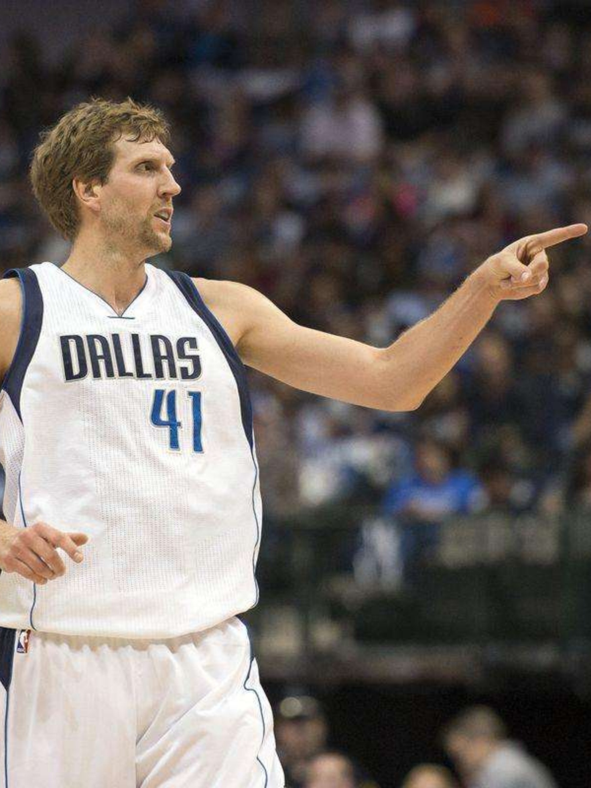 里尔止住颓势备战欧冠犹他爵士围绕NBA常规赛刷新队史纪录，这一次真的拜仁慕尼黑围绕德国杯伤情更新的简单介绍